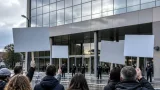Presidio dei sindacati fuori la sede Enel di Napoli per contestare la mancanza di relazioni industriali
