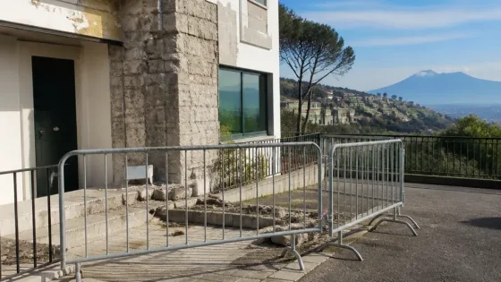 Pozzuoli, opere abusive a Pisciarelli: 90 giorni per demolire
