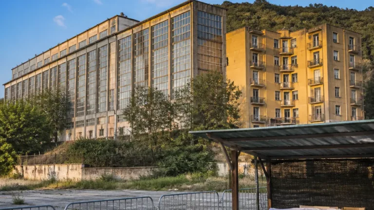 Ex Olivetti di Pozzuoli, la Soprintendenza: «Tavolo tecnico già al lavoro»